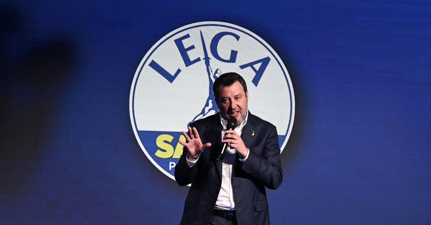 Salvini segretario della Lega fino al 2029. Meloni al congresso: strumenti negoziali e economici a sostegno delle imprese (e lavora per una missione a Washingto…