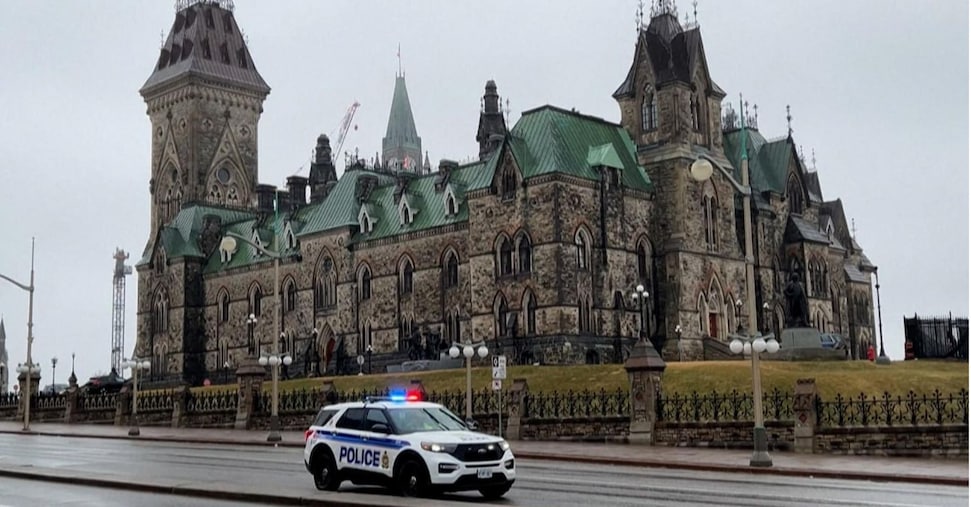 Canada, si barrica nel Parlamento di Ottawa: arrestato