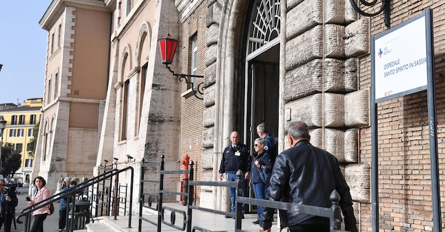 Lospedale Santo Spirito in Sassia dove da ieri  ricoverato il Presidente della Repubblica Sergio Mattarella
Roma, 16 aprile 2025
ANSA/FABIO CIMAGLIA