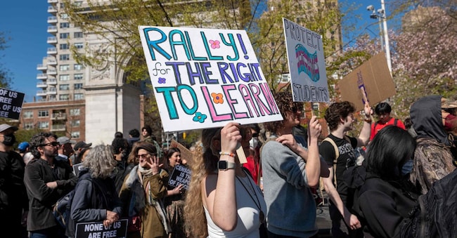 People rally and march in support of universities and education on April 17, 2025 in New York City.  Spencer Platt/Getty Images/AFP