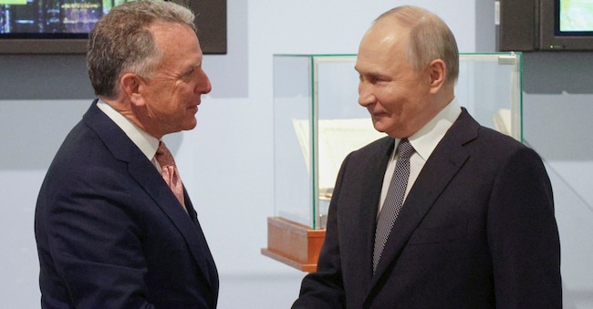 Steve Witkoff e Vladimir Putin, l’11 aprile 2025 (Gavriil Grigorov, Sputnik, Kremlin Pool Photo via Ap)