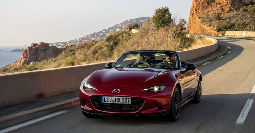 Mazda MX-5, in arrivo due versioni speciali della roadster più amata