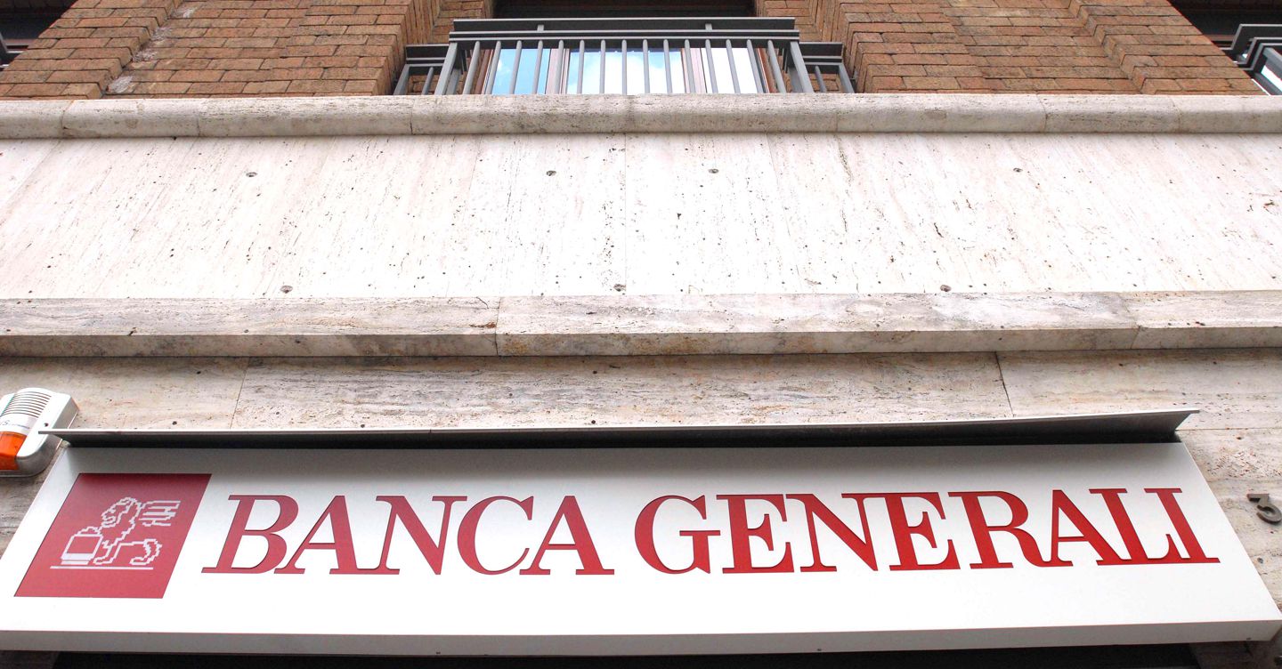 Sale Banca Generali dopo l’Ops di Mediobanca, ma scivola il Leone
