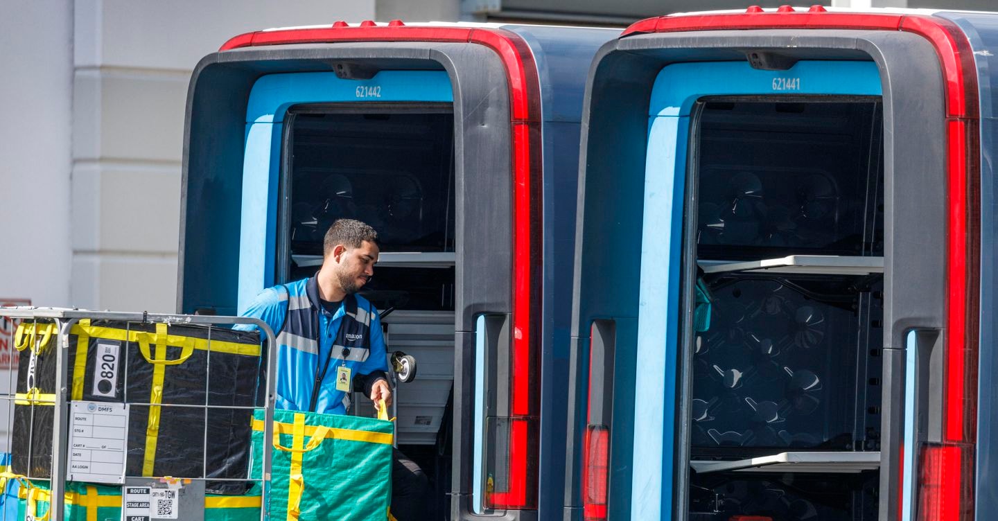 Usa: posti di lavoro oltre le stime ad aprile: +177mila. Disoccupazione stabile al 4,2%