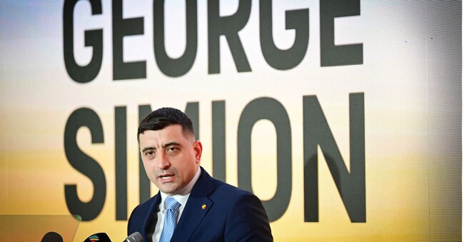 George Simion. (Photo by Daniel MIHAILESCU / AFP)