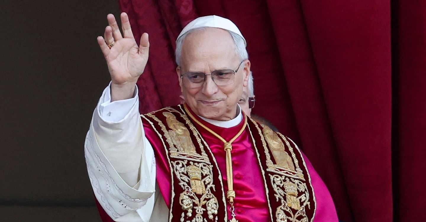 https://i2.res.24o.it/images2010/S24/Documenti/2025/05/09/Immagini/Ritagli/2025-05-08T175458Z_975032447_RC2TDEAB85KZ_RTRMADP_5_POPE-SUCCESSION-LEO-U32264850524IbG-1440x752@IlSole24Ore-Web.JPG