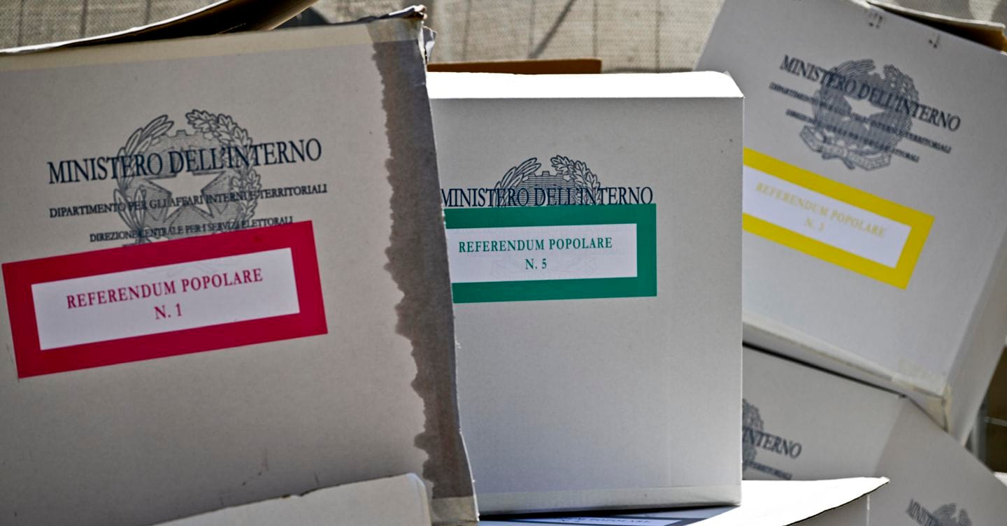 Referendum, Agcom richiama le emittenti su adeguata copertura informativa. Opposizione in piazza il 19
