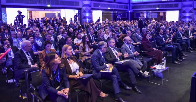 Evento Investopia 2025 a Palazzo Mezzanotte, a Milano
