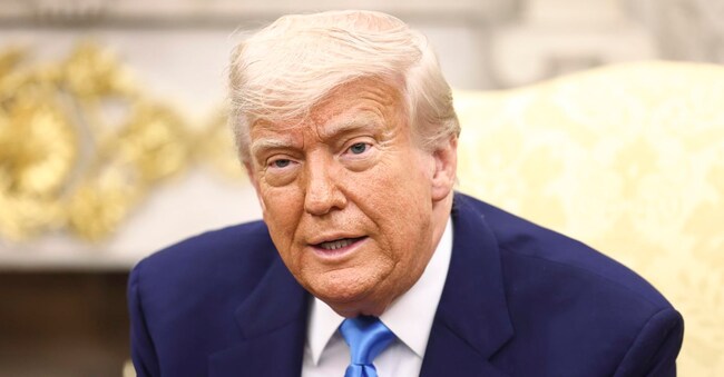 Il presidente degli Stati Uniti Donald Trump. (EPA/Jim Lo Scalzo)