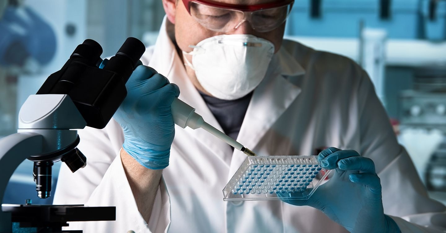 https://i2.res.24o.it/images2010/S24/Documenti/2025/05/23/Immagini/Ritagli/laboratorio-AdobeStock_229614829-U05146114322etE-1440x752@IlSole24Ore-Web.jpg