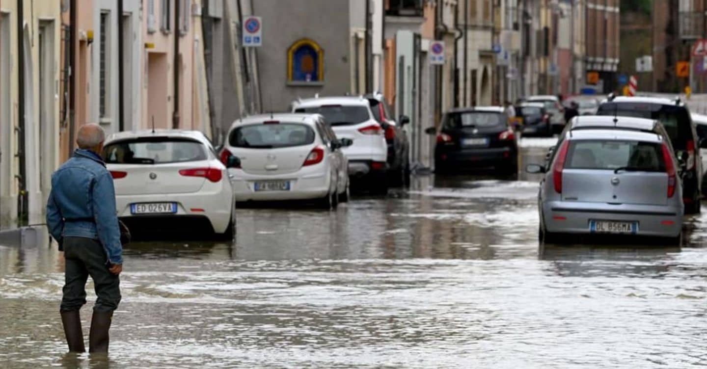 https://i2.res.24o.it/images2010/S24/Documenti/2025/05/26/Immagini/Ritagli/alluvione-U64151102502YII-1440x752@IlSole24Ore-Web.jpg