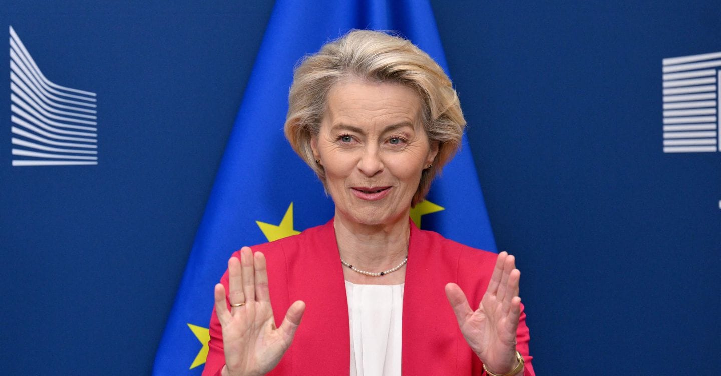 Trump a Von der Leyen: «Accetto di estendere al 9 luglio termine dazi Ue»