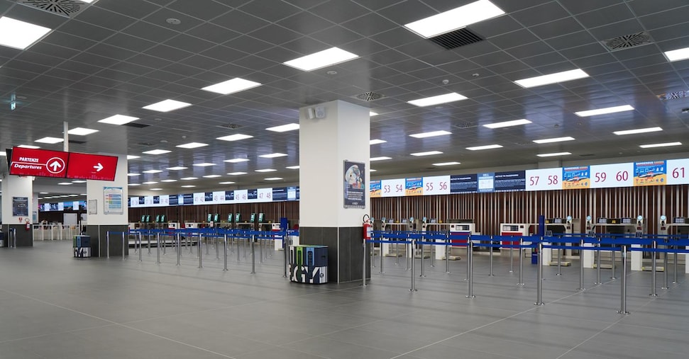 Apre la nuova area check-in dell’aeroporto di Bergamo: installati 30 nuovi banchi