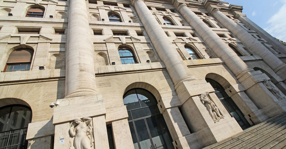 A chi e perchè conviene uscire dalla Borsa Italiana A chi e perchè conviene uscire dalla Borsa Italiana