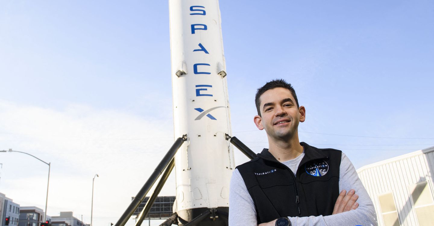 Trump revoca Isaacman a capo della Nasa. E poi: «Biden giustiziato nel 2020, è un clone»