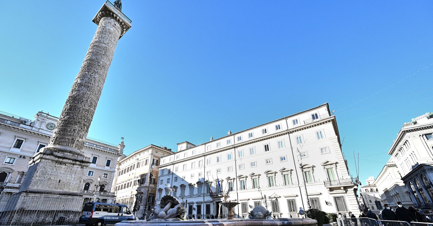 https://i2.res.24o.it/images2010/S24/Documenti/2025/06/04/Immagini/Ritagli/AFP__20210116__8YW3WA__v2__HighRes__ItalyPoliticsCrisis-U81304743483kfY-1440x752@IlSole24Ore-Web.jpg