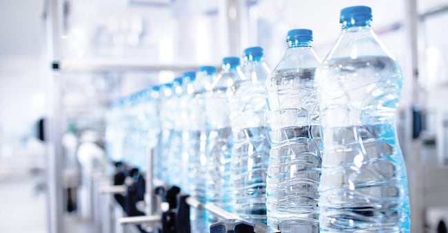 I consumi pro capite di acqua minerale sono saliti da 248 a 259 litri e le marche di acque sugli scaffali della grande distribuzione da 230 a 240