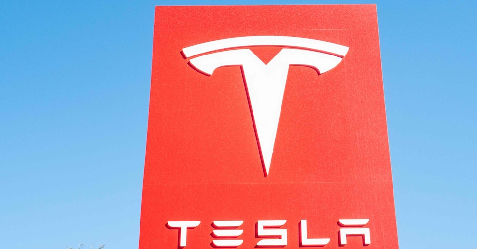 Capolavoro di Musk, Tesla nel mirino di oppositori e sostenitori di Trump Capolavoro di Musk, Tesla nel mirino di oppositori e sostenitori di Trump