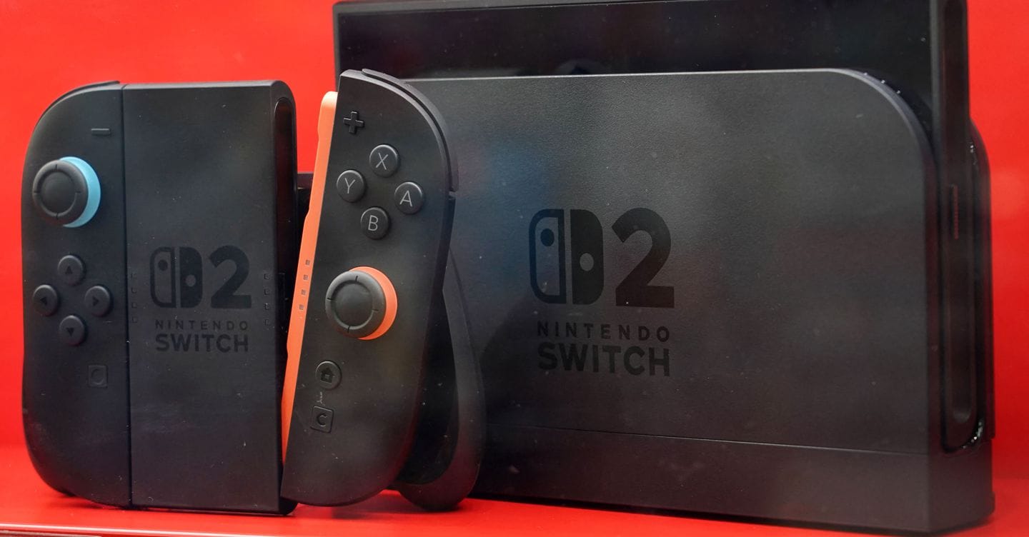 Nintendo Switch 2 è arrivata per rilanciare il mercato console. Pesano i timori sui dazi