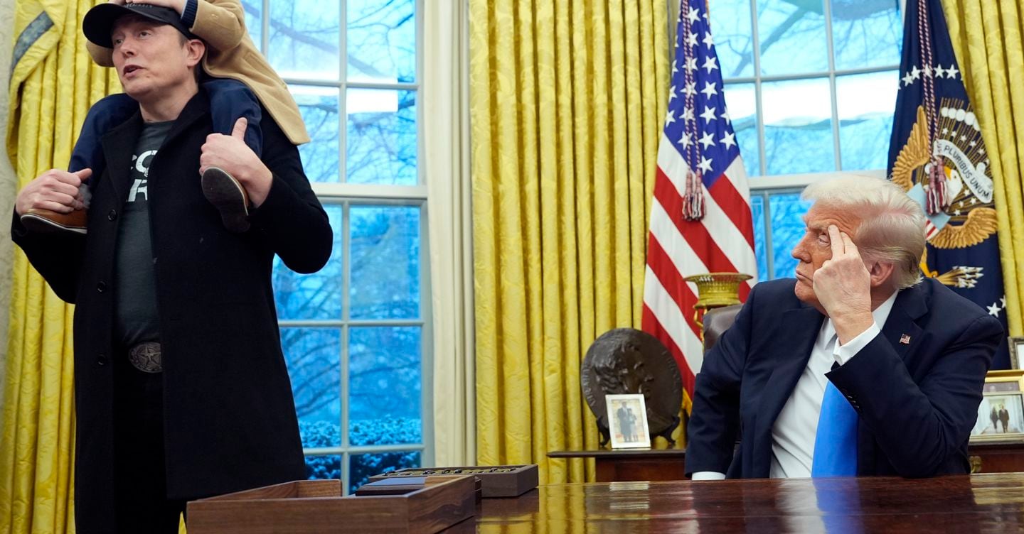 Botta e risposta tra Trump e Musk: «Elon è impazzito» «Il presidente è nei file di Epstein»