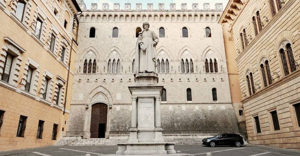 Mps, a giudizio gli ex vertici per i mancati accantonamenti degli Npl 2015-2016