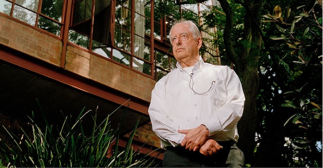  Kentridge fuori dal suo studio. © Kent Andreasen