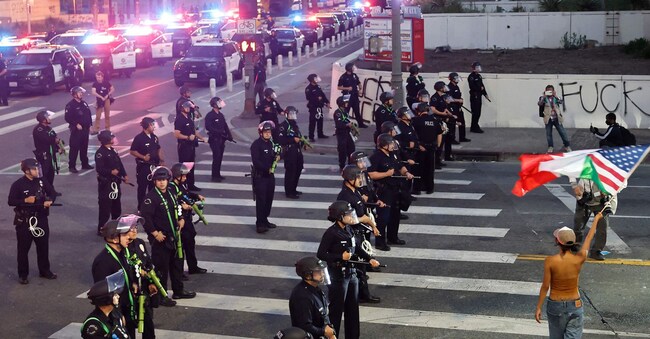 LOS ANGELES, CALIFORNIA (Photo by MARIO TAMA / GETTY IMAGES NORTH AMERICA / Getty Images via AFP)