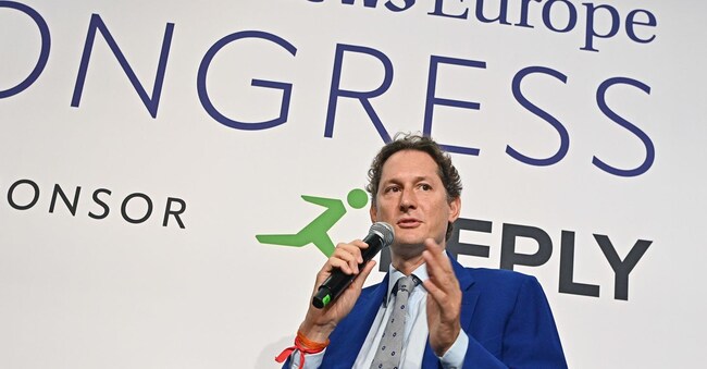 John Elkann, presidente di Stellantis, durante il congresso "Automotive News Europe" presso il Mauto, a Torino. ANSA/ALESSANDRO DI MARCO