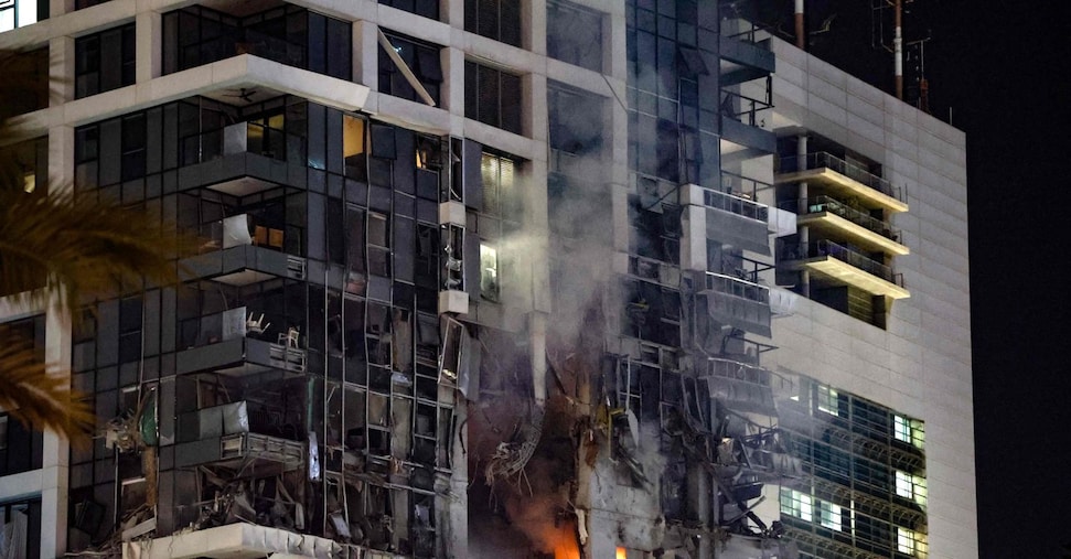 テルアビブとエルサレムでの爆発。ネタニヤフ：他のイスラエルの攻撃が来る。 「襲撃イランの拒否に関与する」