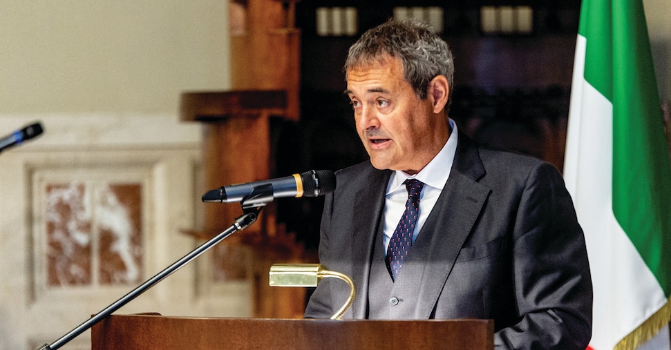 Bollette, Arera: le famiglie italiane pagano di più rispetto al resto d’Europa. Ecco il confronto Bollette, Arera: le famiglie italiane pagano di più rispetto al resto d’Europa. Ecco il confronto