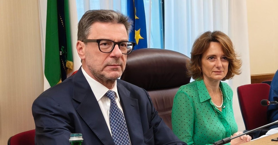Giorgetti, la denatalità influenza i saldi di finanza pubblica e il debito pubblico Giorgetti, la denatalità influenza i saldi di finanza pubblica e il debito pubblico