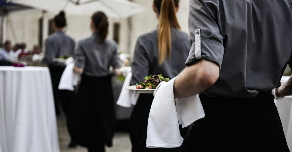 Dai camerieri ai dipendenti di alberghi, arrivano gli affitti calmierati per i lavoratori del turismo Dai camerieri ai dipendenti di alberghi, arrivano gli affitti calmierati per i lavoratori del turismo