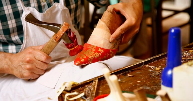 26/07/2006 NEGOZI, ARTIGIANO DAL CO', SCARPE SU MISURA