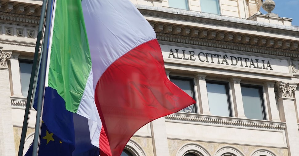 Cittadinanza, più di un terzo dei nuovi italiani risiede all’estero Cittadinanza, più di un terzo dei nuovi italiani risiede all’estero