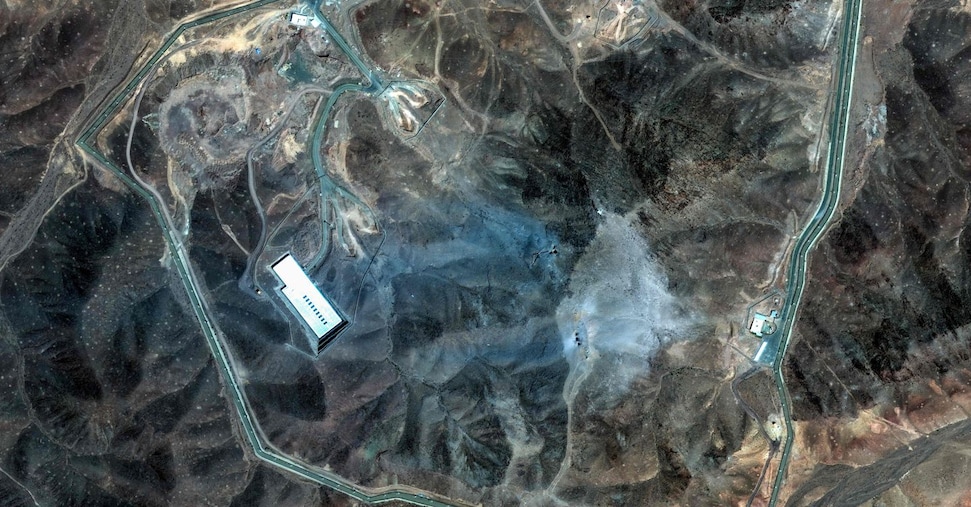 Cnn: raid Usa hanno ritardato il nucleare dell'Iran solo di mesi. La Casa Bianca smentisce. Nyt: per 007 uranio in siti segreti