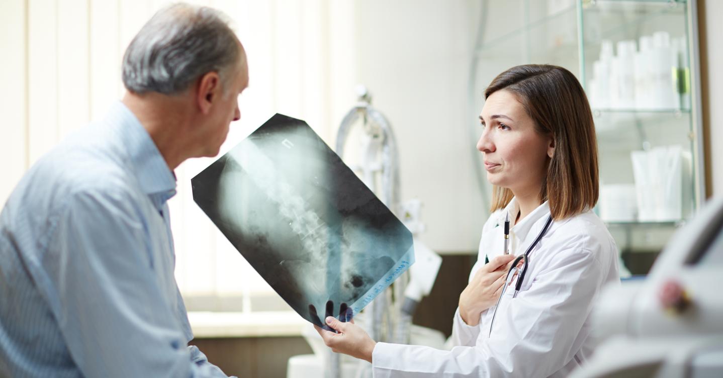 Anziani, così la nuova radiologia fa prevenzione e aiuta ad anticipare anche il rischio di fratture