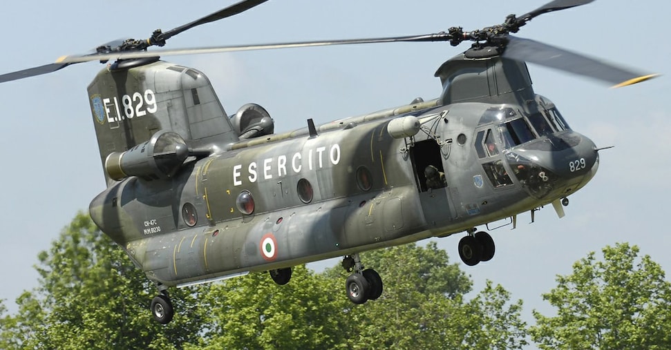 Dalla base militare in Lituania all’acquisto di elicotteri per l’esercito italiano, la Bei investe nella Difesa
