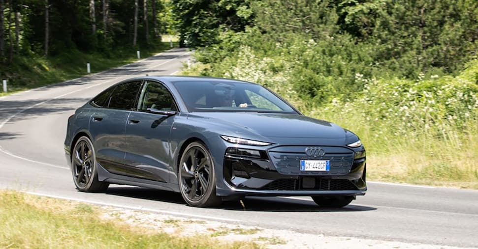 Audi A6 Sportback e-tron, ecco quello che c’è da sapere e come va. Dimensioni, prestazioni e prezzi
