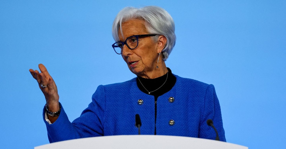 La Bce conferma target inflazione ma Lagarde avverte: «Contesto altamente incerto»