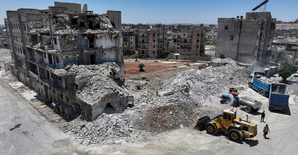 イスラエルは合意に合意し、トランプはシリアへの制裁をやめます。 IDFに対する植民地時代の攻撃。ガザでは、襲撃による21人の死者