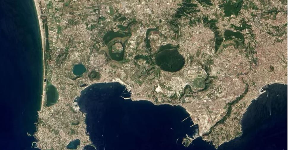 Napoli, terremoto di magnitudo 4.6 ai Campi Flegrei: scossa più forte degli ultimi 40 anni
