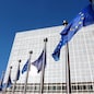 BERLAYMONT
 SEDE COMMISSIONE EUROPEA
 BANDIERE
 BANDIERA
 UNIONE EUROPEA
 UE