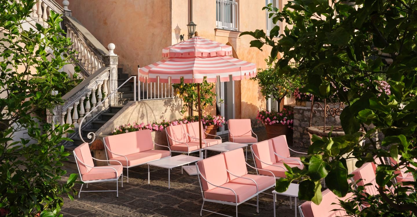 https://i2.res.24o.it/images2010/S24/Documenti/2025/07/05/Immagini/Ritagli/Palazzo%20Avino_Pozzetto2-U40406432374jEh-1440x752@IlSole24Ore-Web.jpg