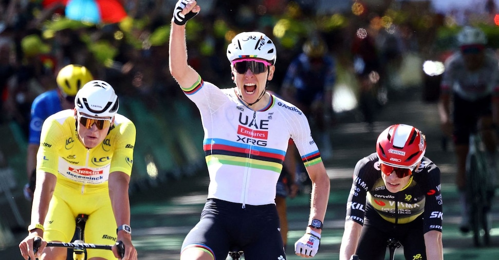 Tour de France: centesima vittoria per Tadej Pogacar, l’aspirante Cannibale del ciclismo mondiale