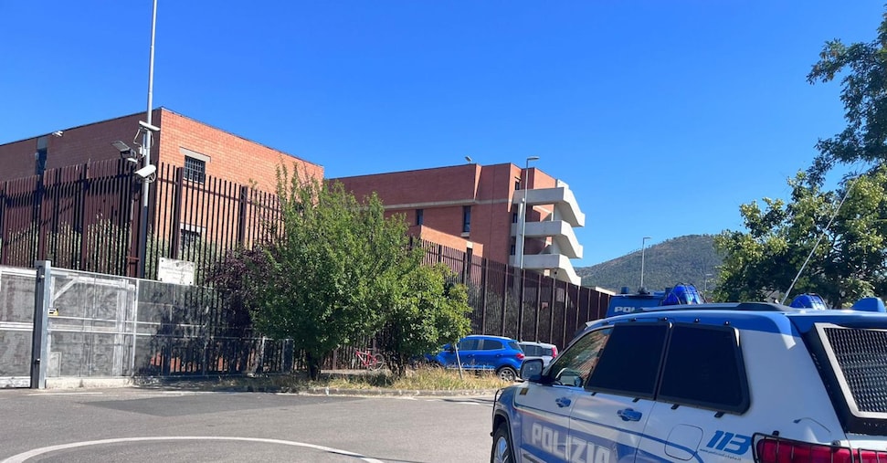 Carcere di Prato, inchiesta per stupri e torture tra detenuti