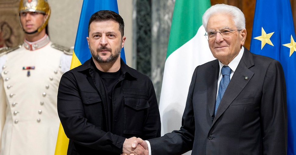 Ucraina: ecco i video degli incontri di Zelensky con Mattarella e il Papa