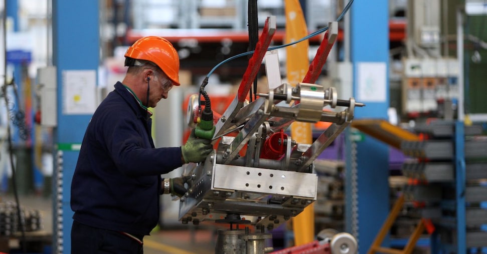 Re-industrializzare Italia e Ue: oggi le proposte Pd