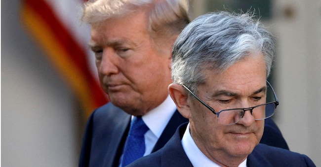 Donald Trump e s Jerome Powell. REUTERS/Carlos Barria/File Photo