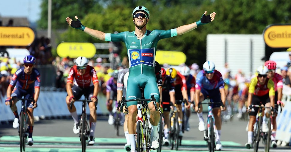 Tour de France, sprint vincente di Milan: l’Italia rompe un digiuno lungo 6 anni