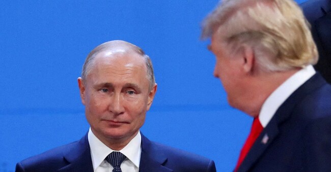 Donald Trump e Vladimir Putin in una foto del 2018, al G20 di Buenos Aires